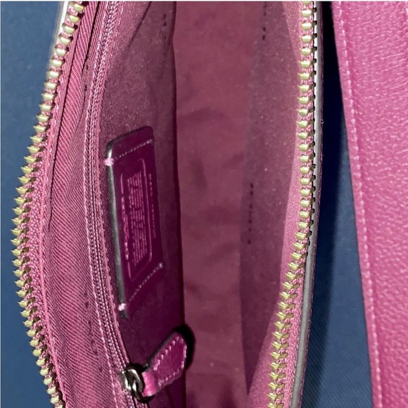 COACH PERFECT PURPLE PEBBLE LEATHER SHOULDER BAG - Picture 2 of 5